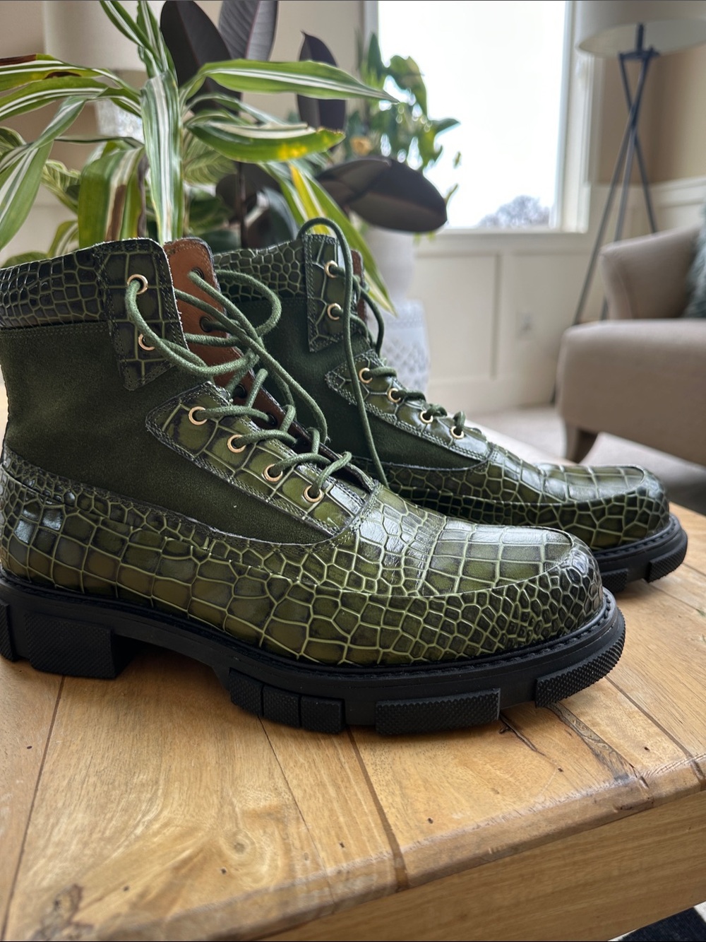 Men's up Olive Green Croc-Embossed Combat Boots